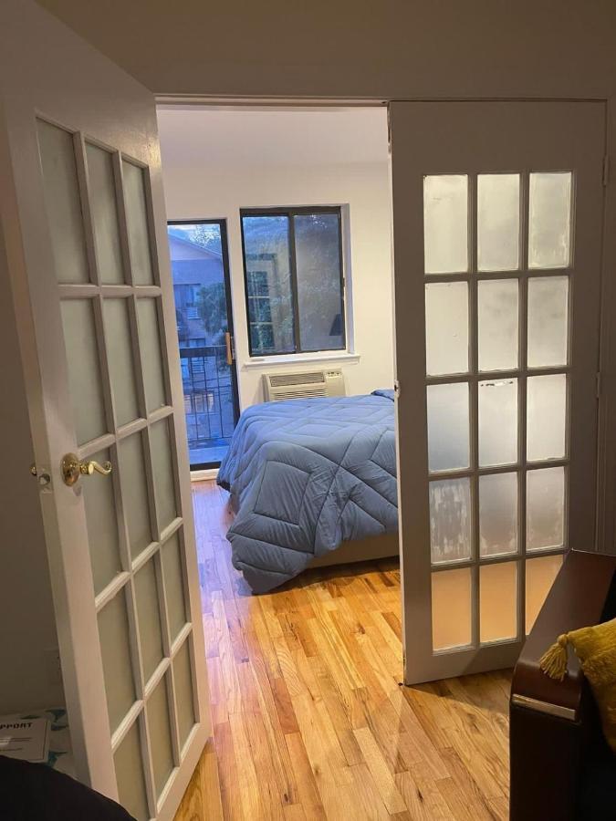 En Casa De Familia Solo Privatunterkunft New York